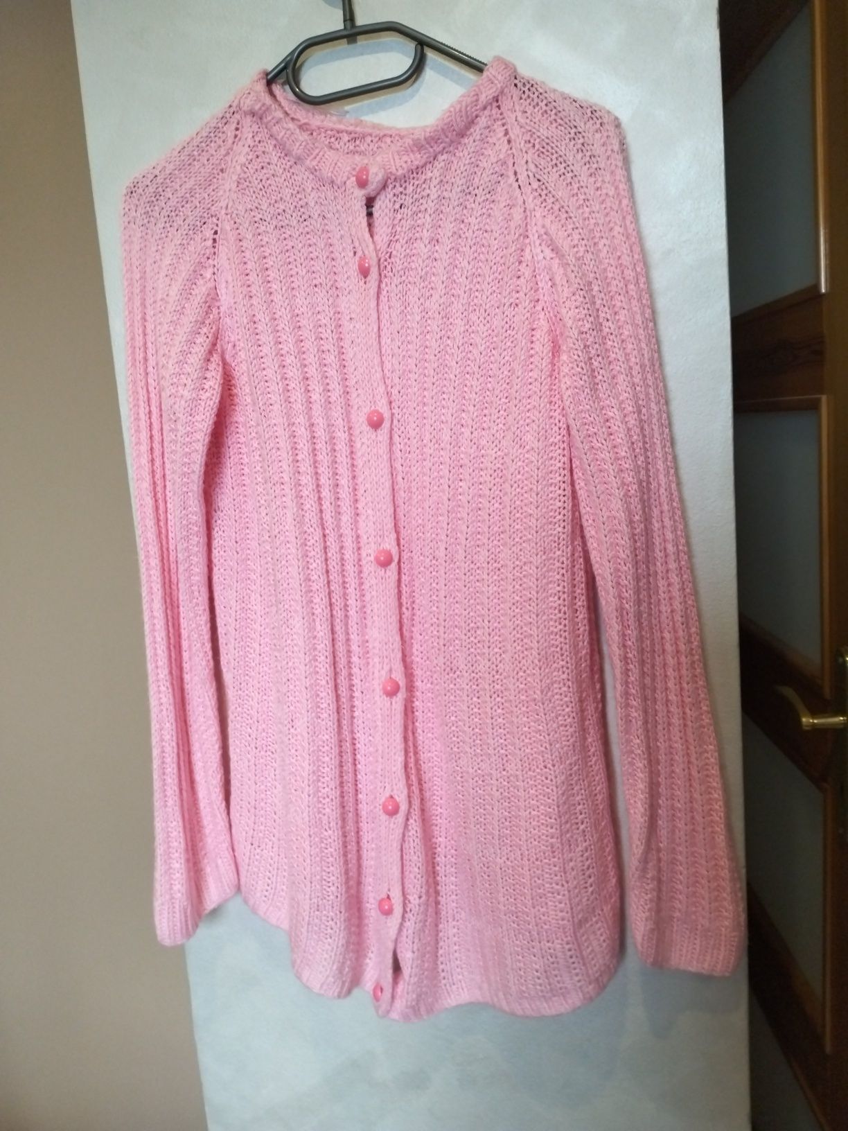 Różowy sweter damski rozmiar L