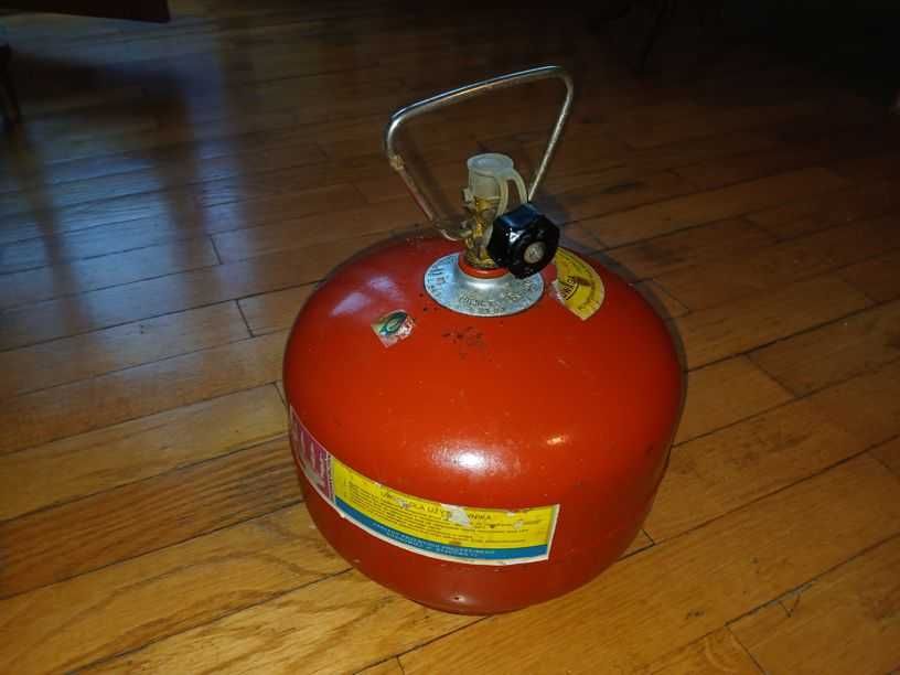 Turystyczna butla propan-butan. Pojemność 2 kg Używana w dobrym stanie