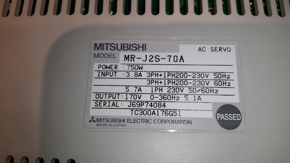 Servo Mitsubishi MR-J2S-70A silnik serwo HC-KFS73 napęd frezarka CNC