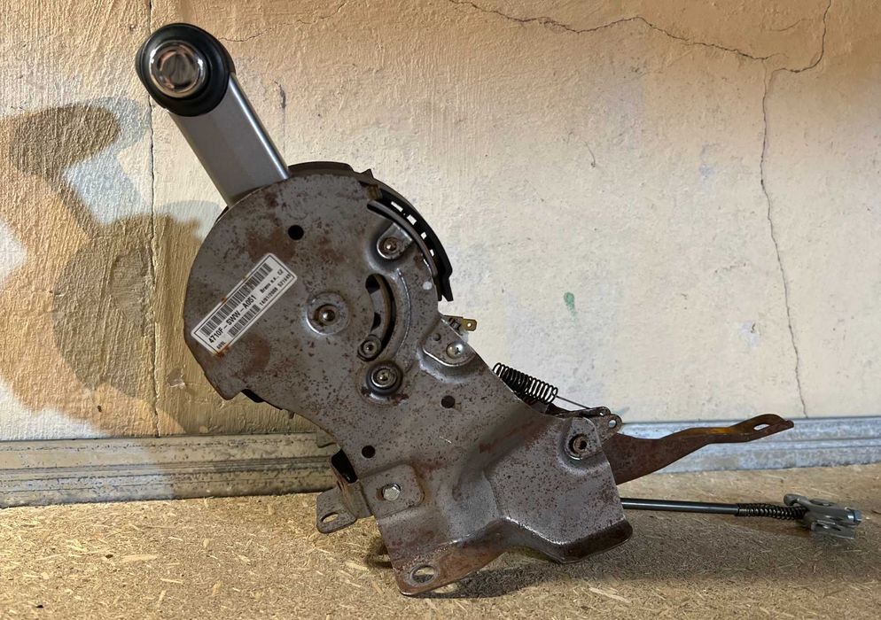 Механізм важіль ручного гальма Honda CR-V 3 рычаг ручного тормоза