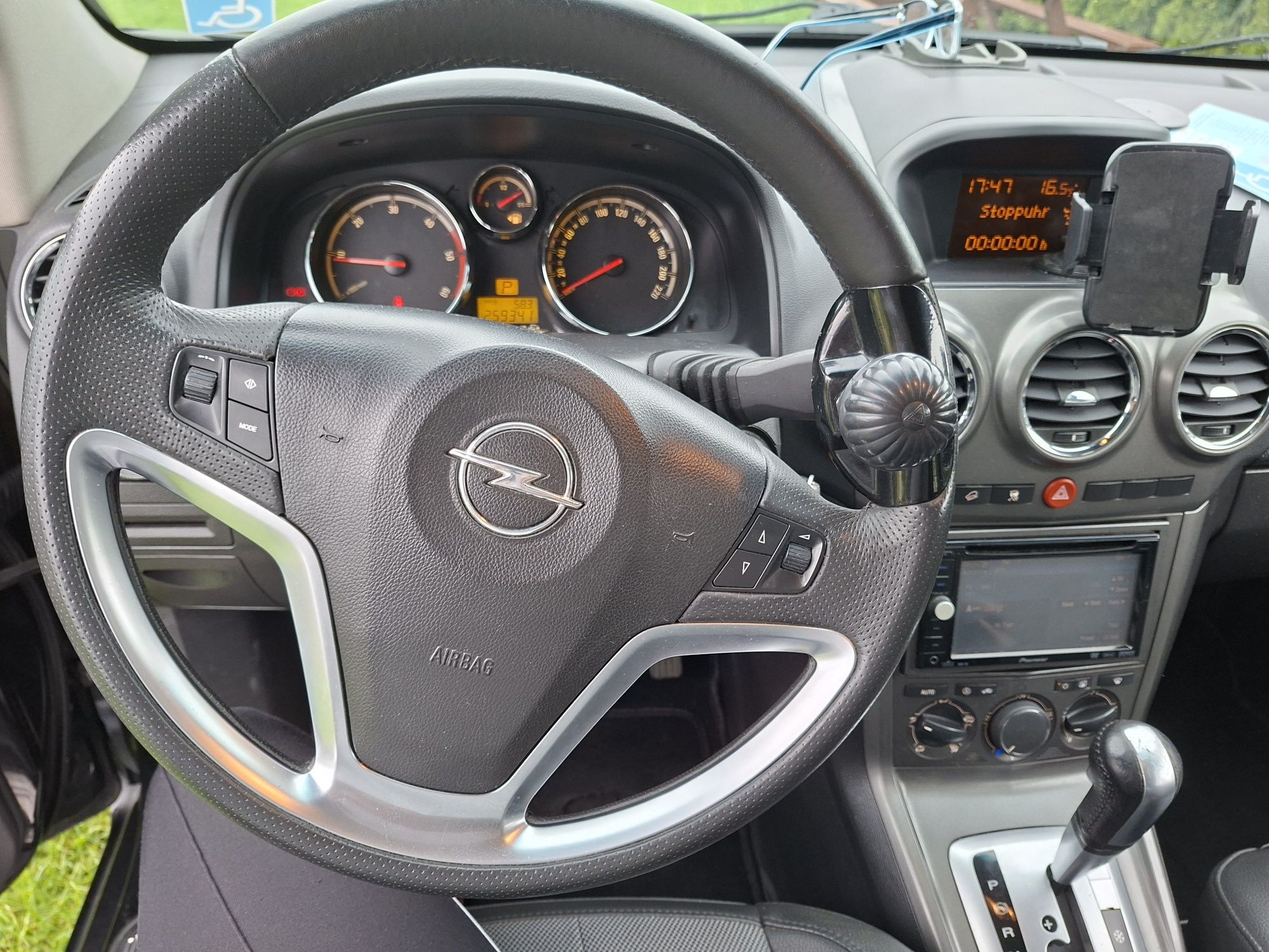 Opel Antara bardzo wygodne auto