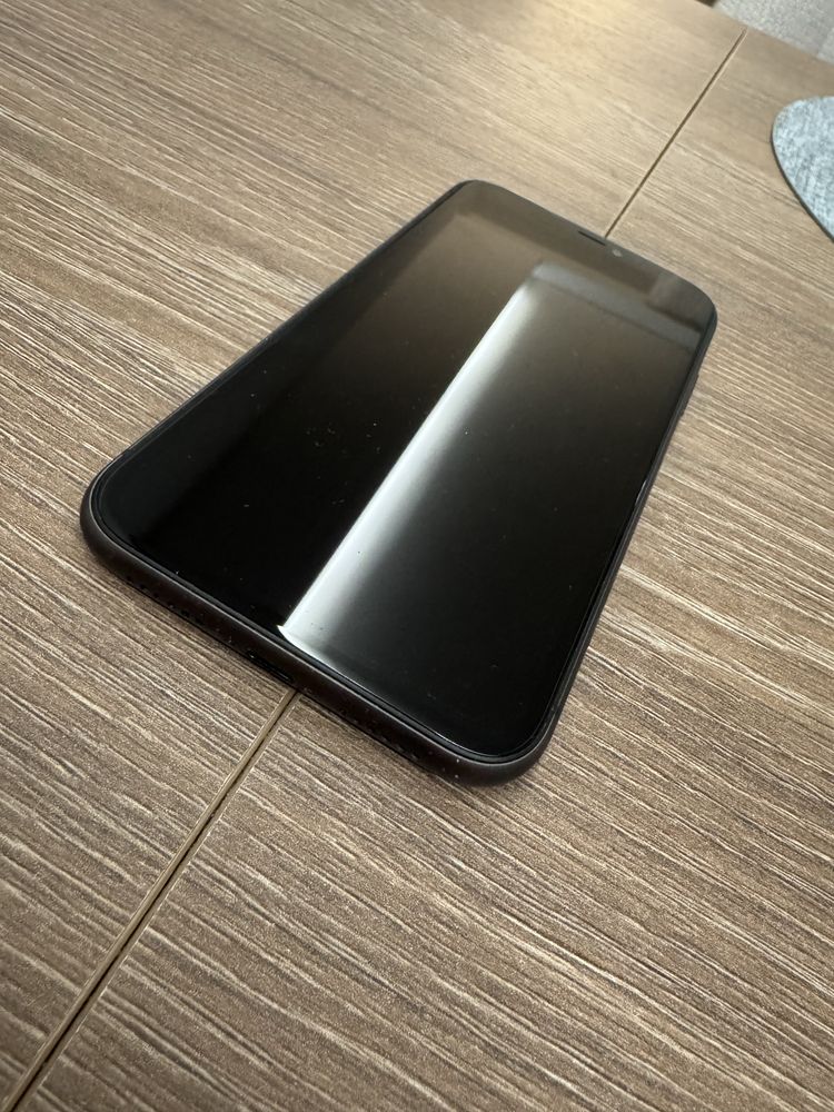 IPhone 11 64GB używany