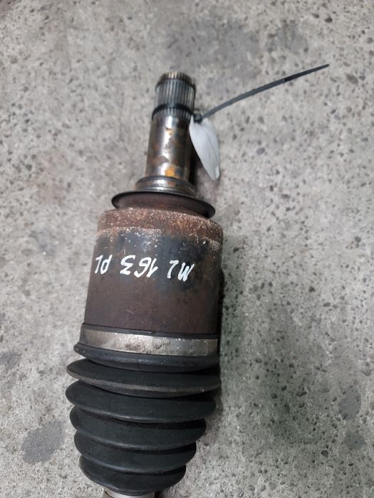 Полуось піввісь передня ліва ML 163 Mercedes w163