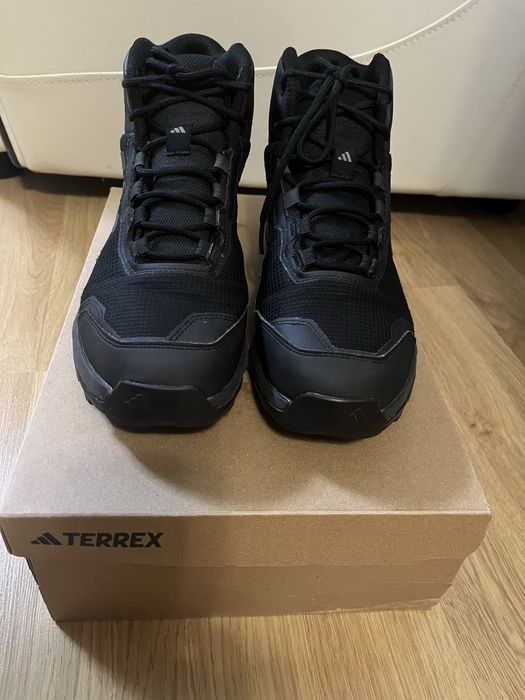 Ботинки Adidas Terrex водовідштовхувальні, розмір 41, оригінал