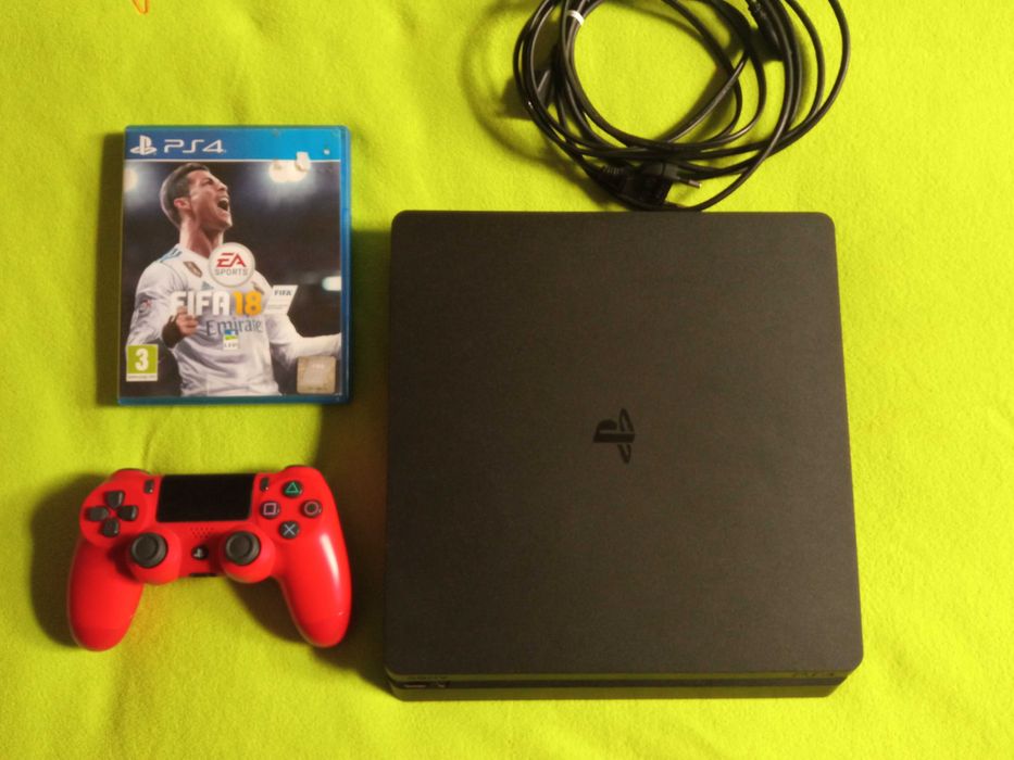 PlayStation 4 Slim 1TB