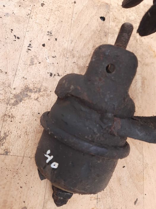 подушка мотора двигуна тойота Кемрі 40 бензин 2.4 Camry XV40