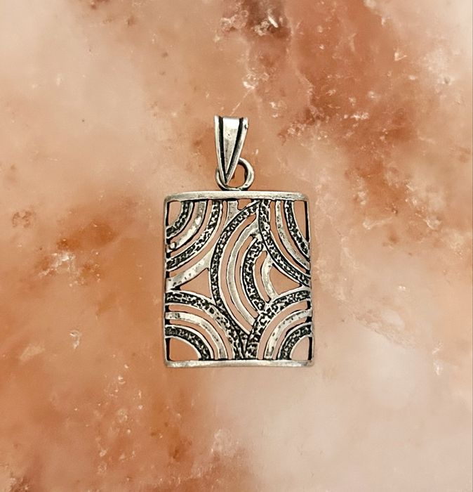 Duża srebrna zawieszka