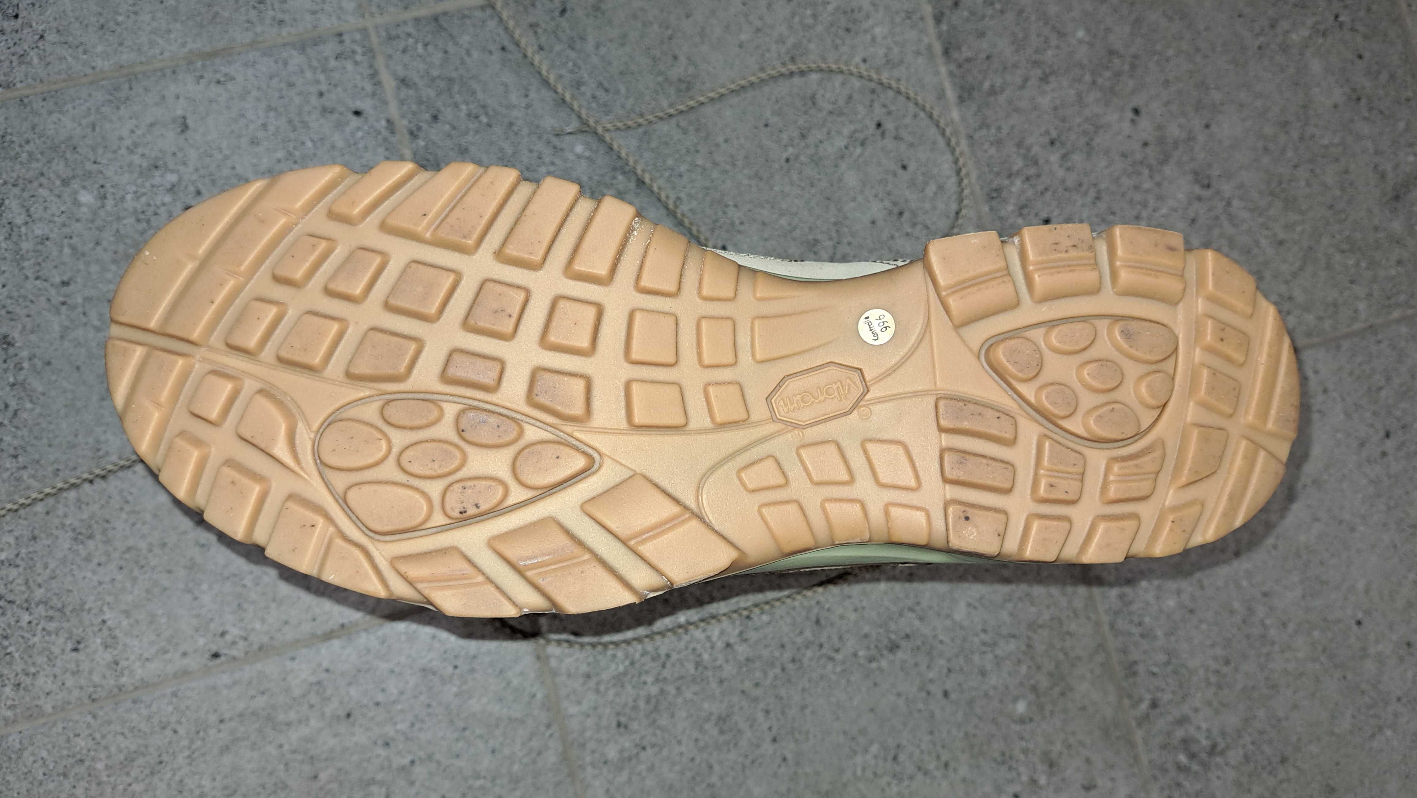 Buty taktyczne Lowa desert rozm. 48