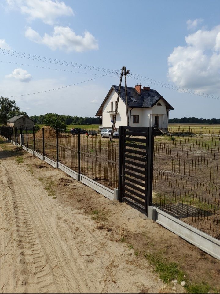 Kompletne ogrodzenie panelowe montaż bramy furtki123, 153