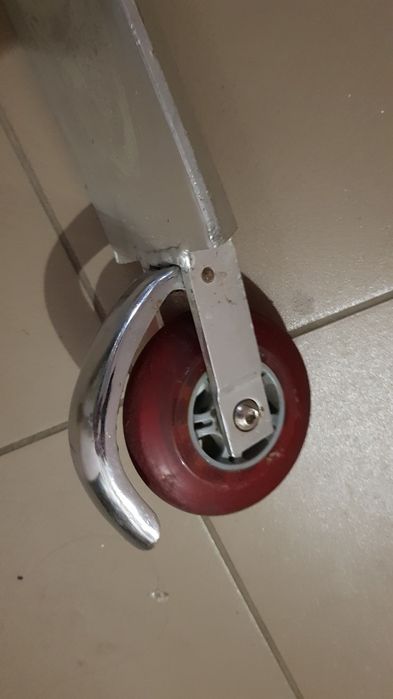 Самокат металевий.