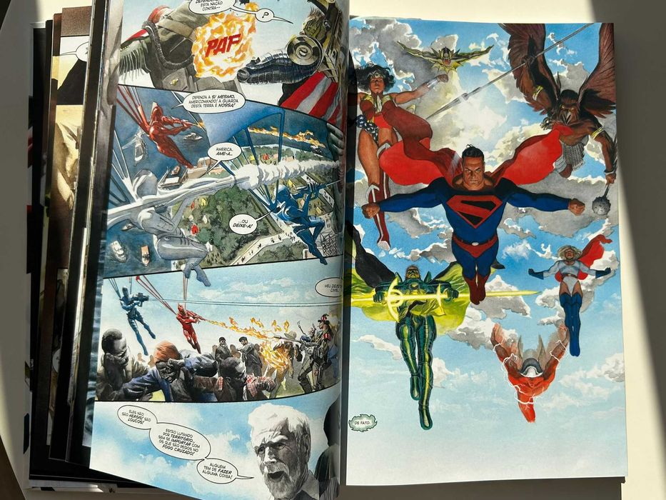 BD DC Reino do Amanhã - Edição Definitiva