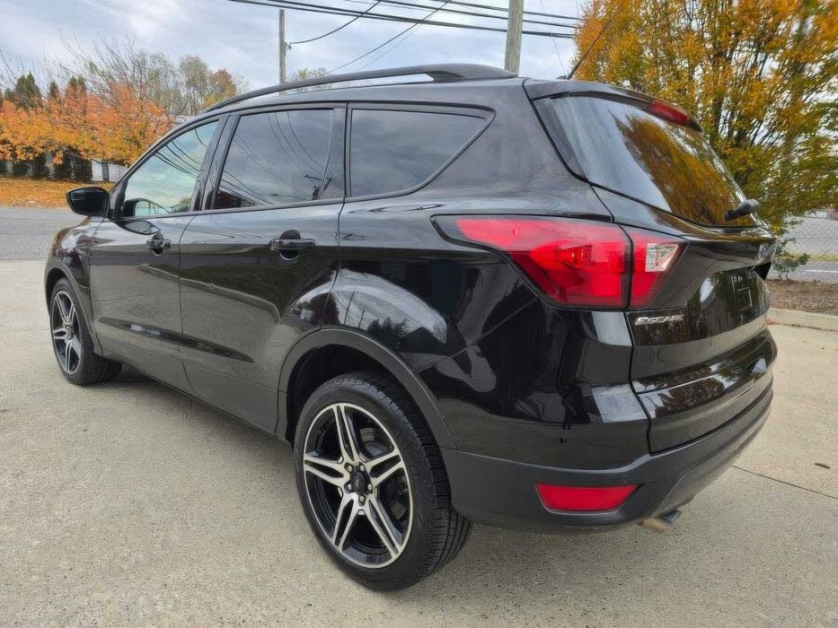 Ford Escape SEL      2019
