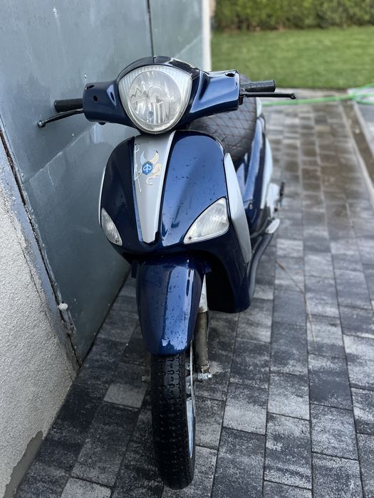 Скутер piaggio liberti