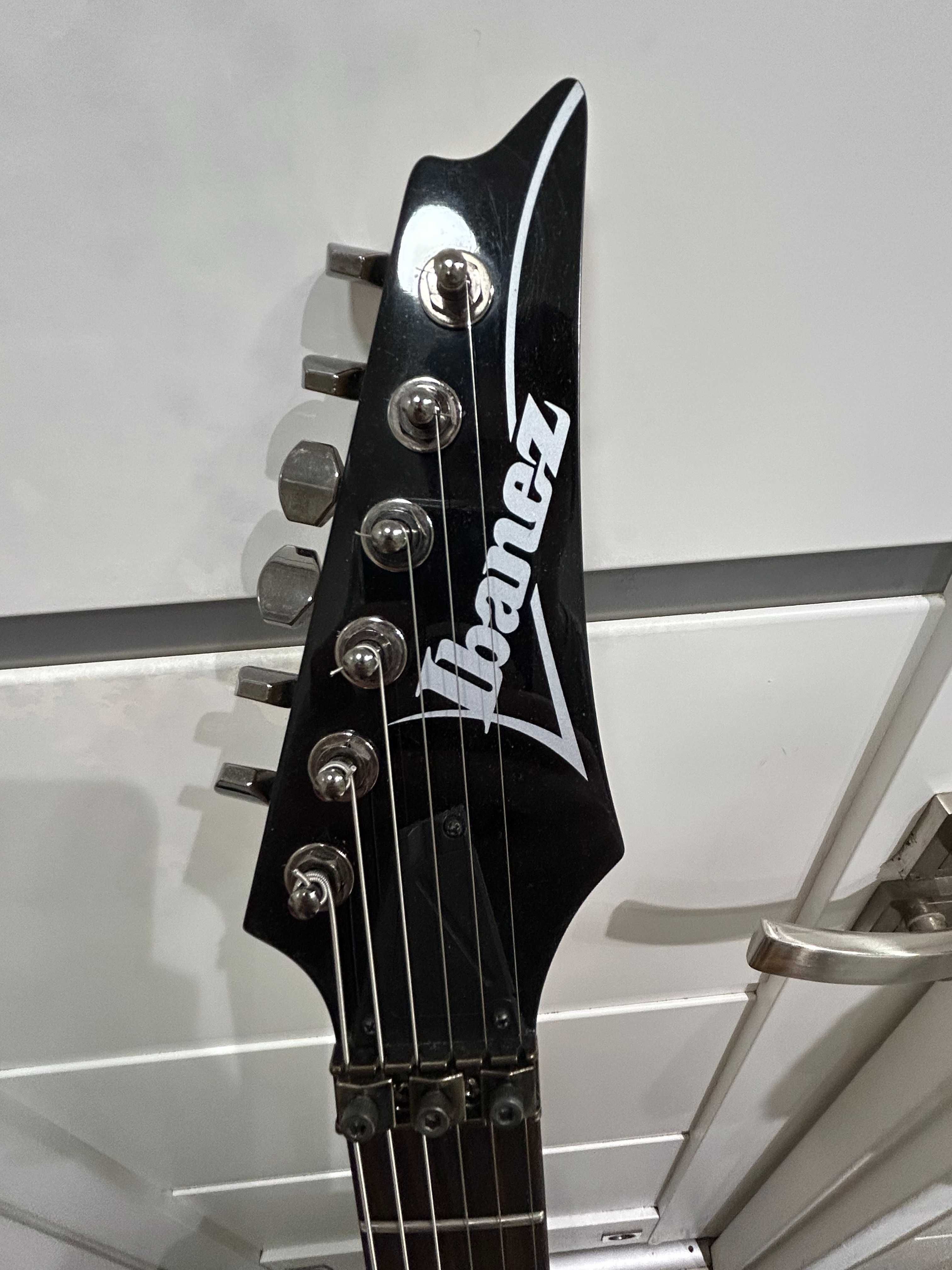 Gitara elektryczna Ibanez S520 WK
