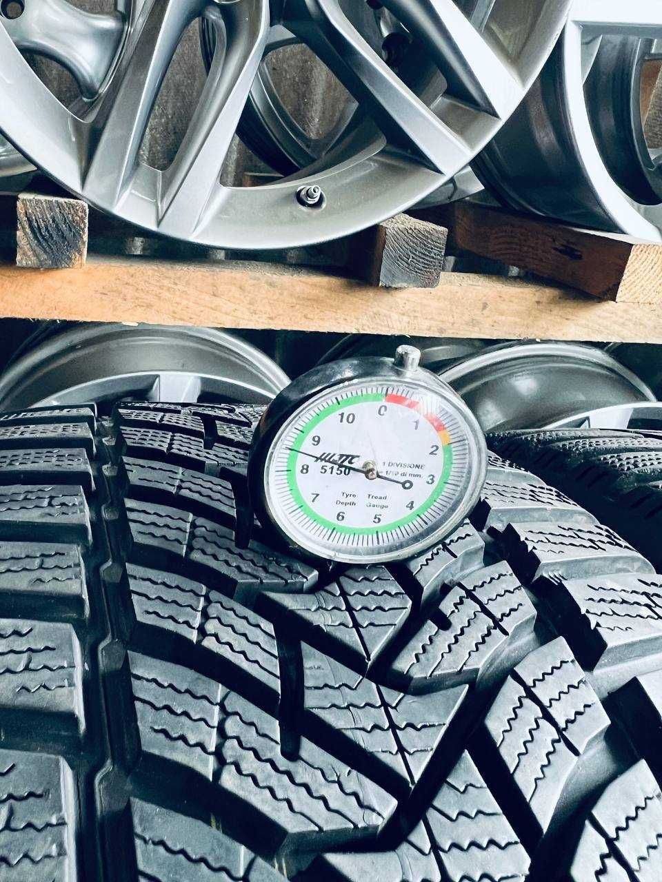 Шини Резина Зимові 235 45 18 Dunlop Winter Sport5 [3715] 4шт