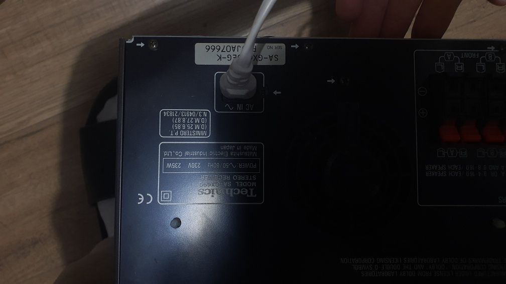 Amplituner stereo Technics SA-GX690