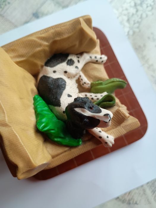 Статуетка Собака спаніель з черевиком