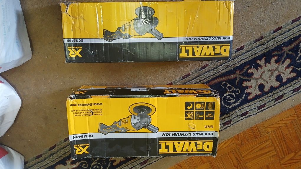 2 Polidoras Dewalt