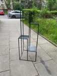Metalowy kwietnik