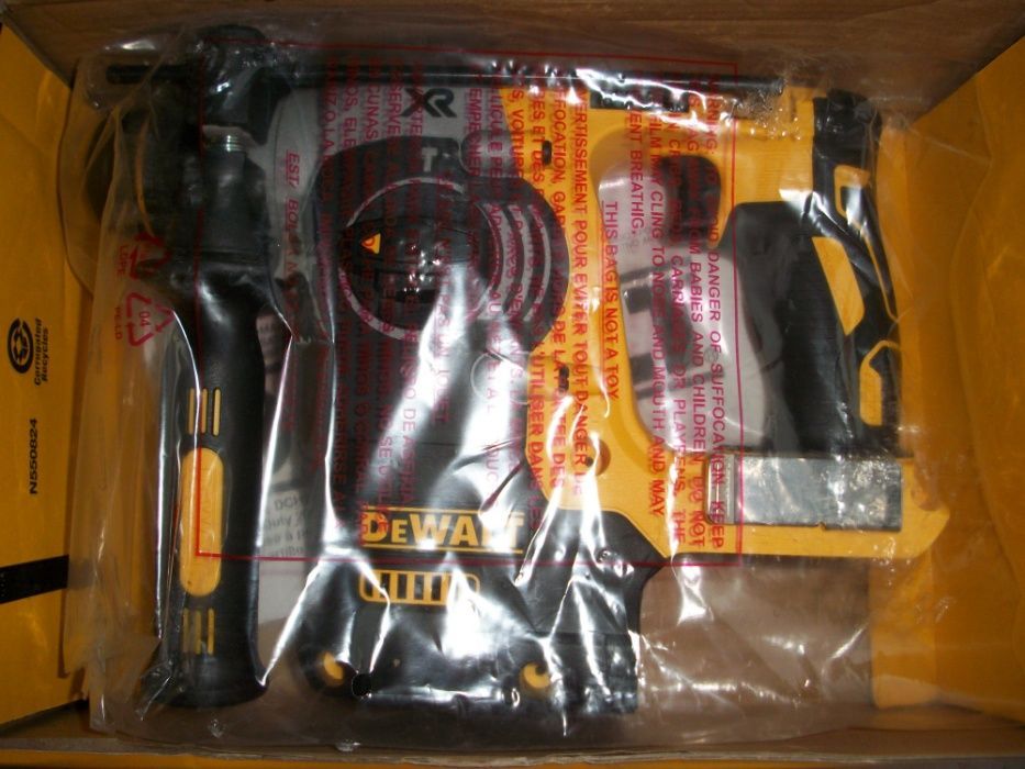 Бесщеточный аккумуляторный перфоратор DeWalt DCH273B 20V MAX