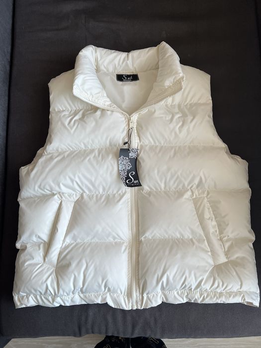 Безрукавка ,жилетка нова,розмір М/Л