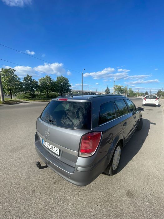 Продам Opel Astra H бляха