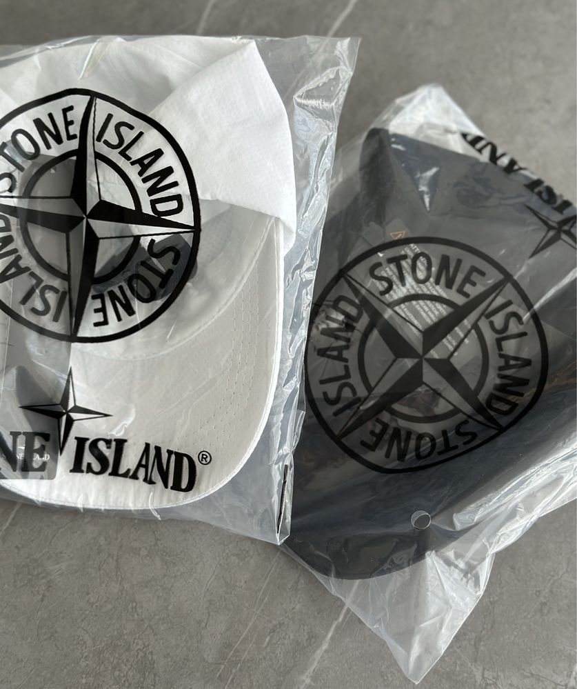 Кепка Stone Island в наявності