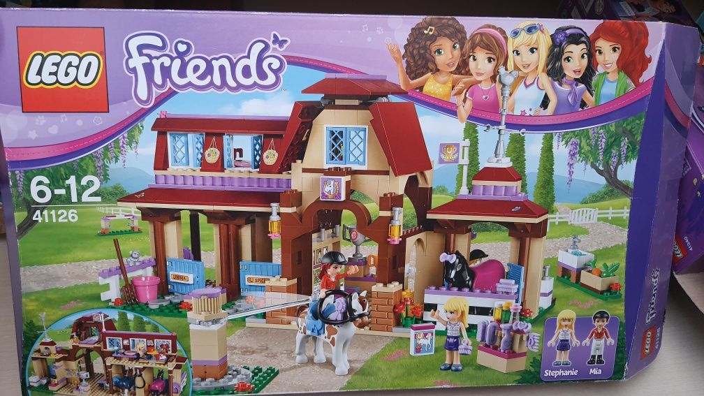 Lego Friends Stajnia 41126