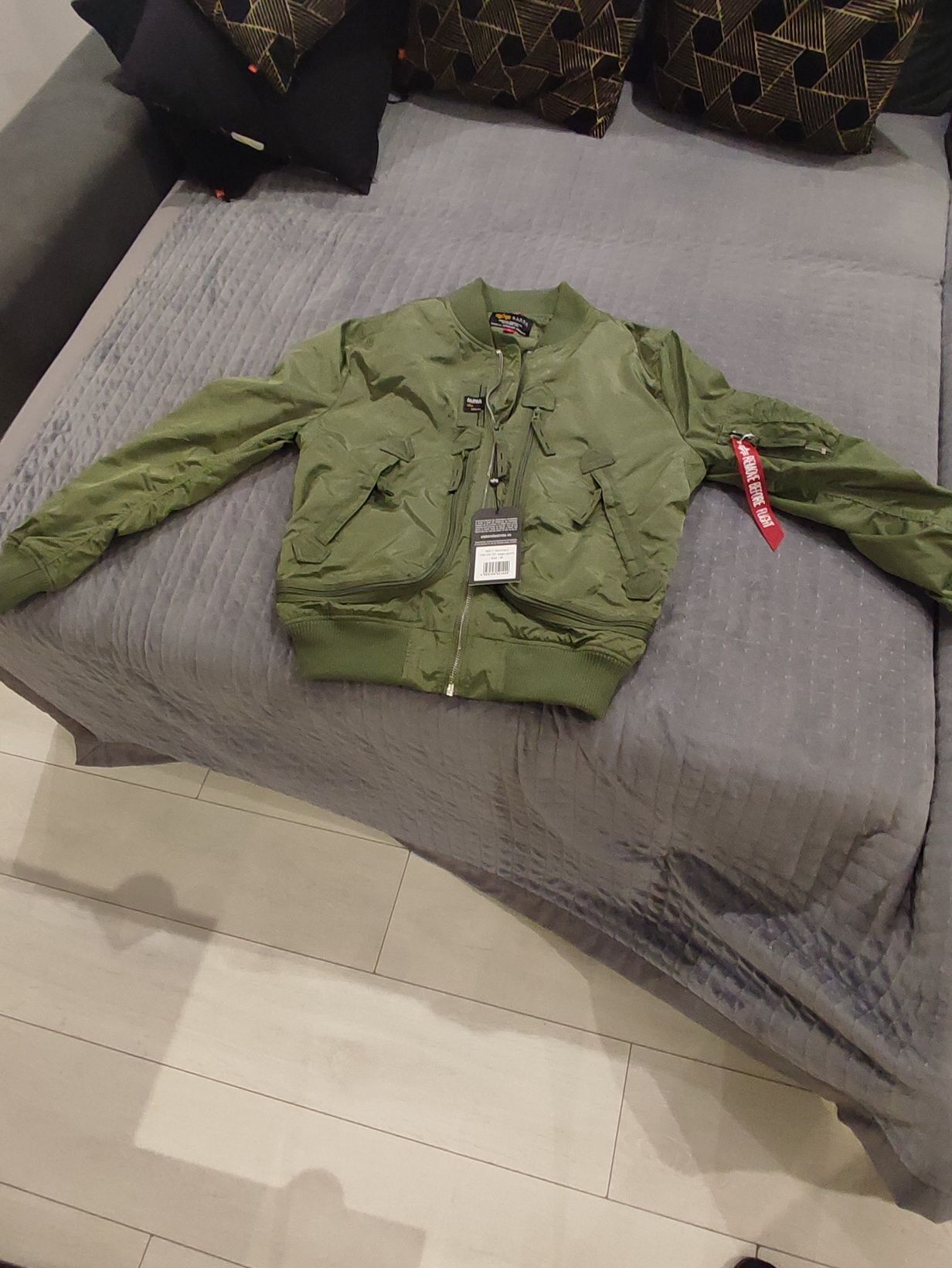 Kurtka bomberka Aeronaut Alpha Industries