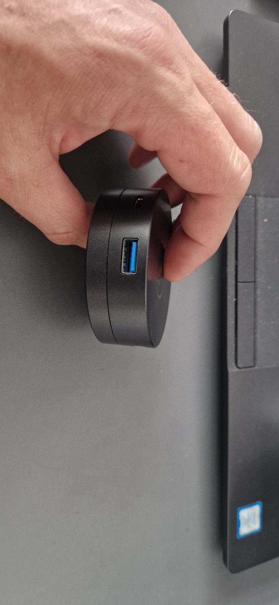 Dell da300 adapter mini stacja dokująca LAN, HDMI, DP, USB-C, VGA
