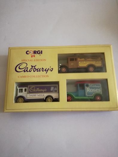 Corgi- Special Edition Cadbury's-2 conjuntos de 3-Preço Cada Conjunto