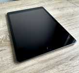 Apple Ipad 8  32GB WIFI SPACE GRAY , jak nowy