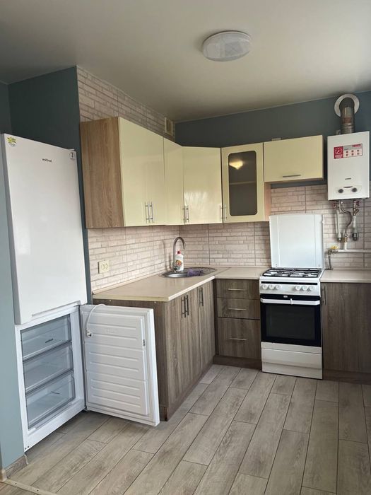 Здається 3к.квартира по пр. Грушевського