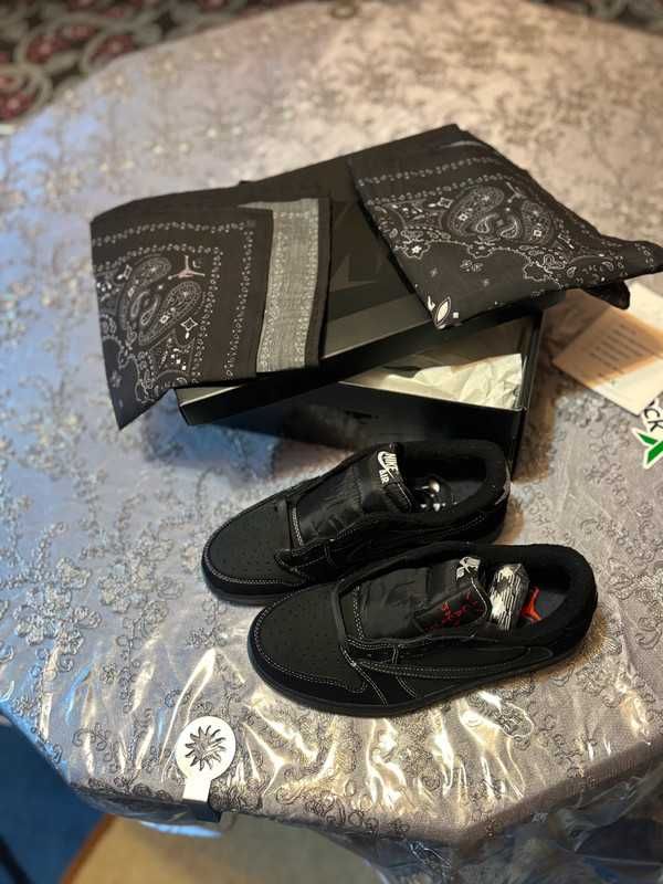 buty_Jordan_1_Retro_Low_OG_SP_Travis_Scott_Black_Phantom_Espadryle R.