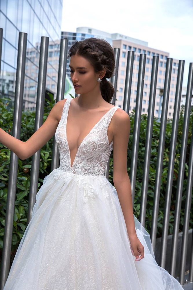 Прокат-Продаж Весільна сукня “Sara” CRYSTAL нове вартує 51090 грн!