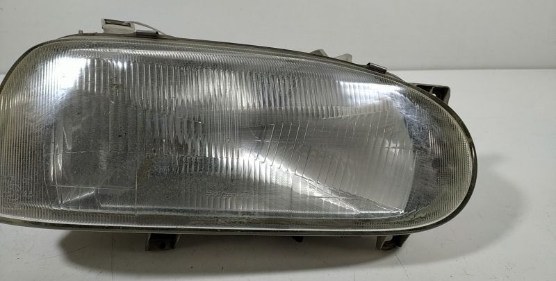 Farol Direito Volkswagen Golf Iii Variant (1H5)