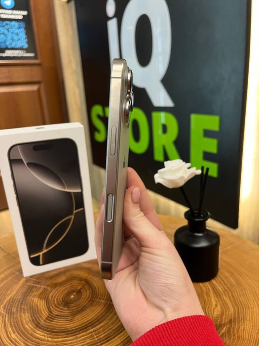 iPhone 16 Pro 256 Gb Desert Gold Neverlock