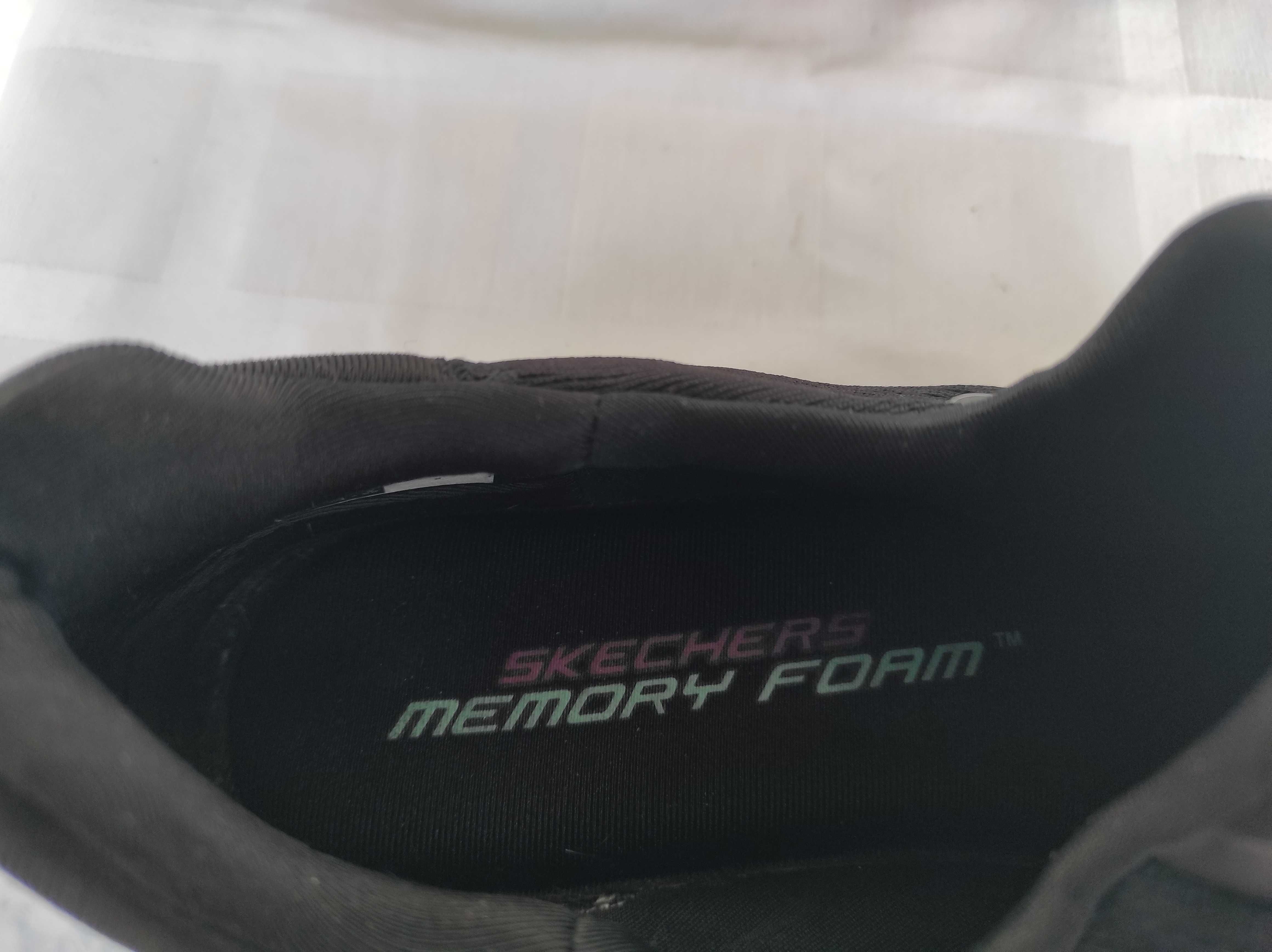 Суперлегкие,текстильние мокасини Skechers memory foam р.40