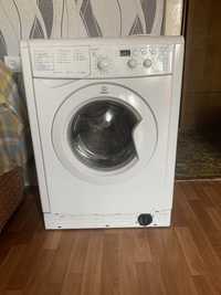 Продам! стиральная машинка indesit IWSD 5085. Под ремонт/запчасти!