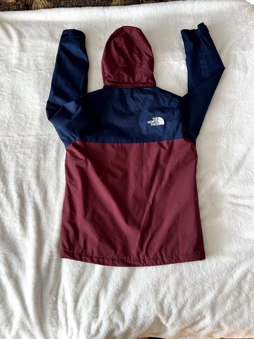 Куртка The North Face Summit Series (синьо-бордова)