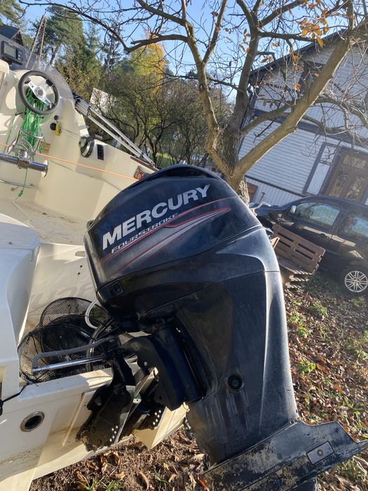 Łódż Quicksilver 470 activ