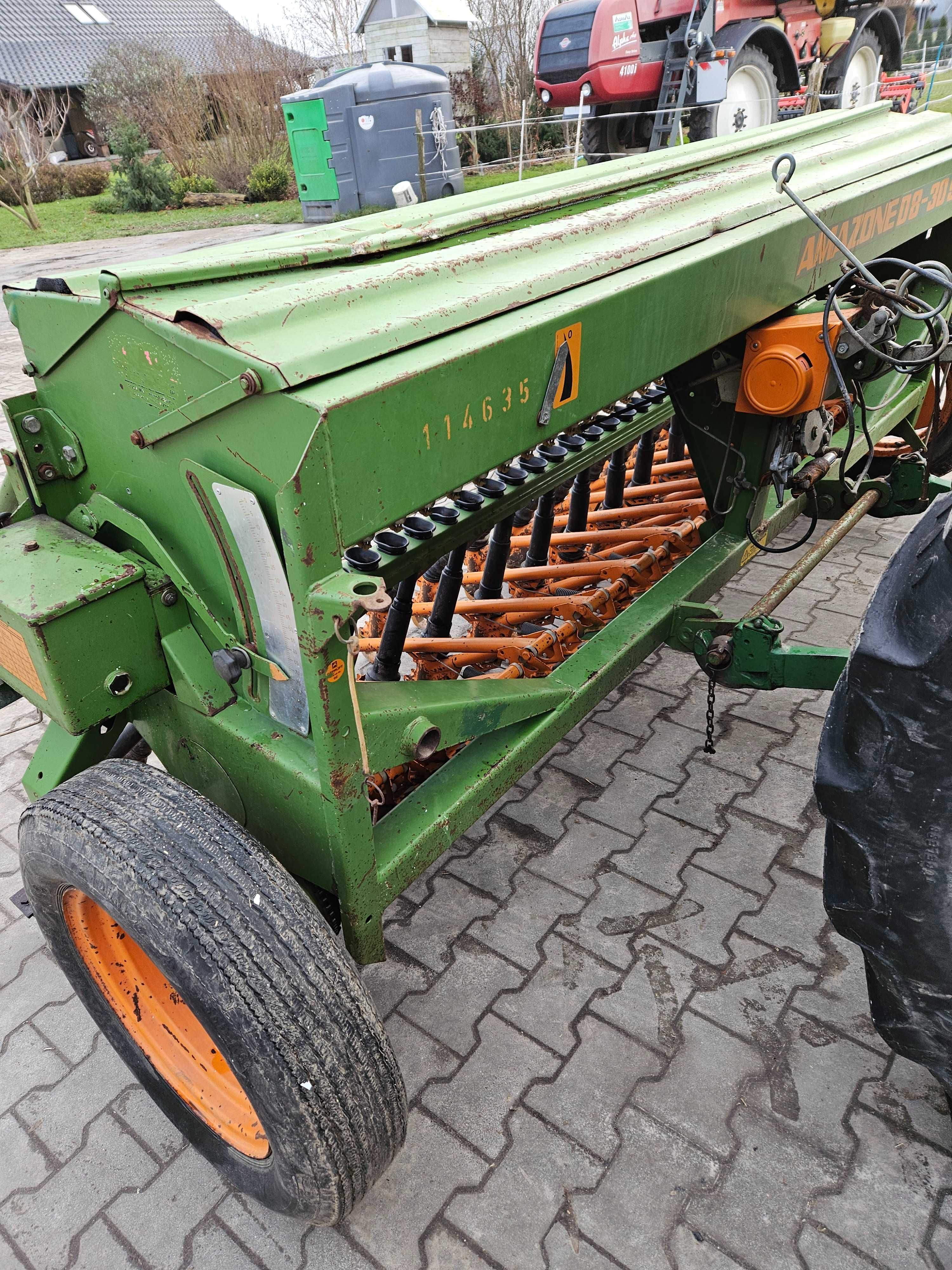 siewnik Amazone d8-30 super 3m