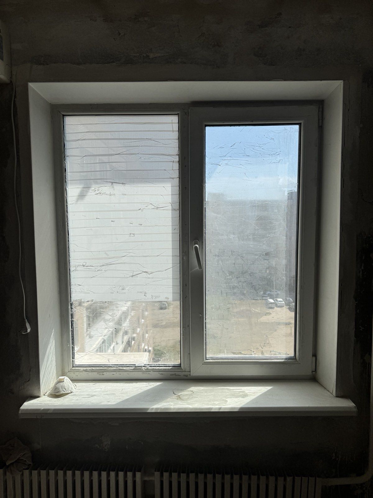 Продам пластиковое окно 1500грн