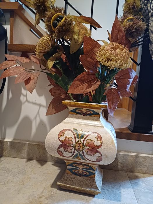 Jarrão / Floreira em porcelana