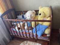 Детская кроватка с матрасом и ящиком для хранения