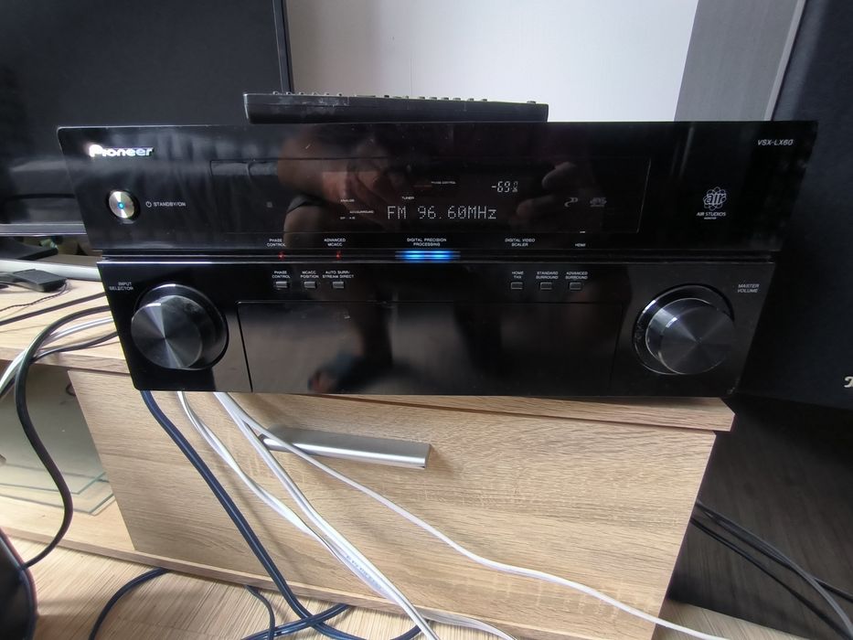 Wzmacniacz Pioneer. VSX-LX60