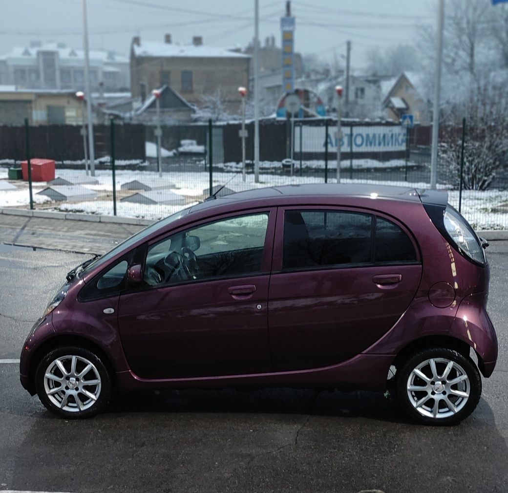 Mitsubishi I-miev 2011 електро