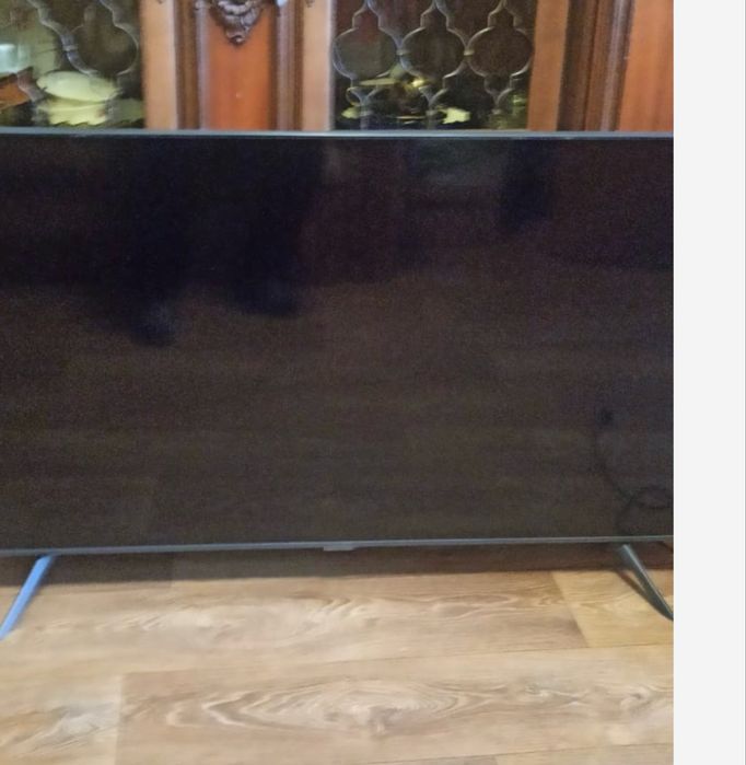 Телевизор Samsung  смарт тв .диагональ 50