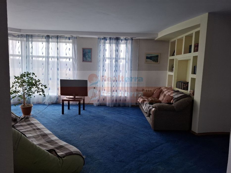 Без %. Продаж будинку 560м2 з гаражем, 70соток, Радомишль