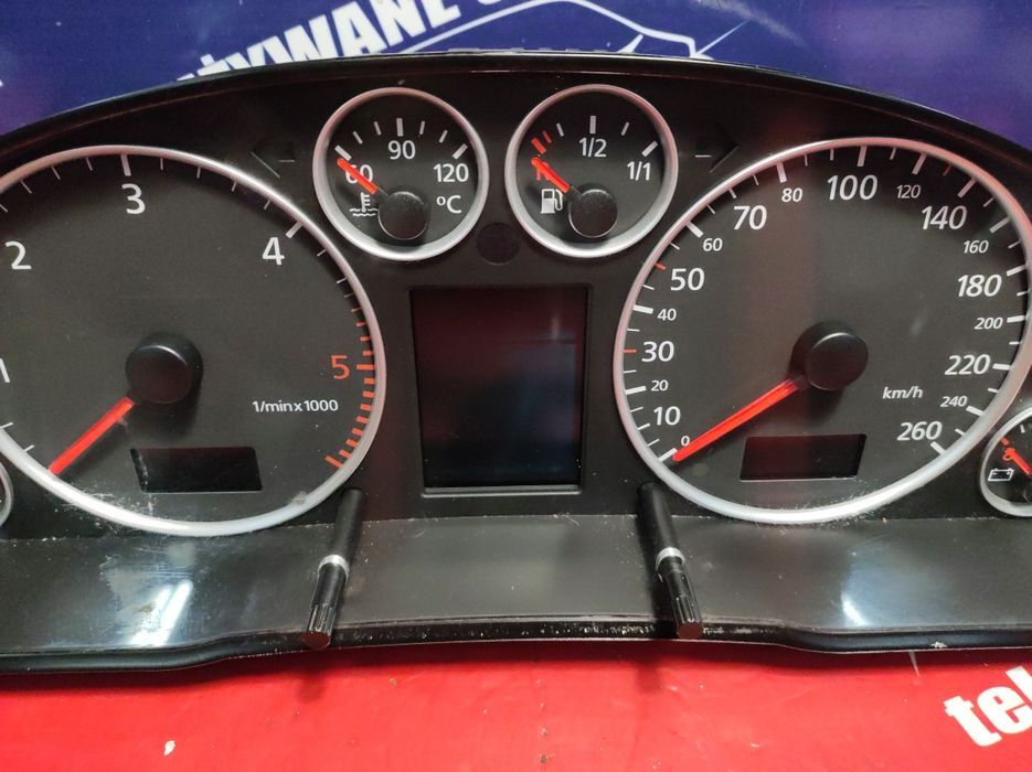 Licznik Zegary VDO Audi A6 C5 2.5 Quattro Allroad Automat